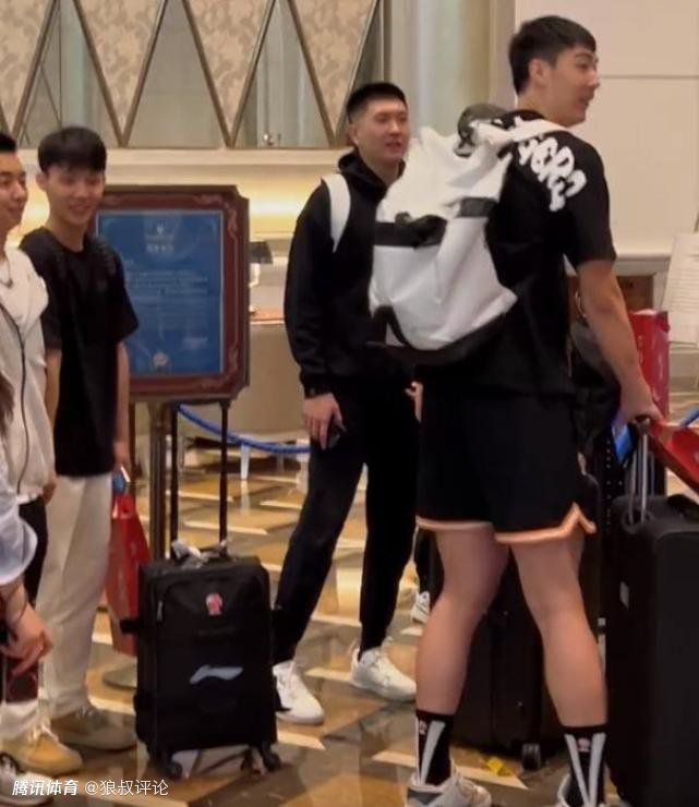 伊人精品视频
